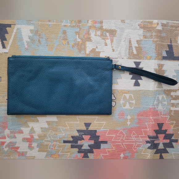 Michael Kors Soft Leather Clutch - Picture 4 of 16